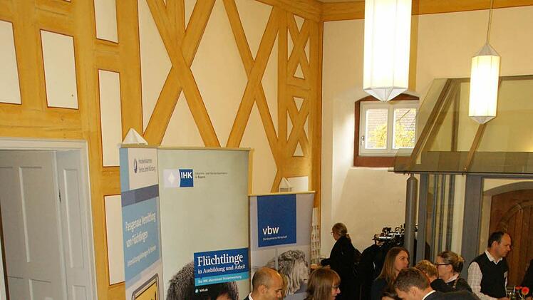 Geballte Information und Erfahrungsaustausch gab es zum Abschluss der Regionalkonferenz im Rahmen einer kleinen Messe.