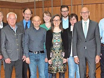 Die neu gewählten Vorstandsmitglieder des CSU-Kreisverbandes mit dem Kreisvorsitzenden Christian Meißner (4. v. re.) an der Spitze. Foto: Thieret