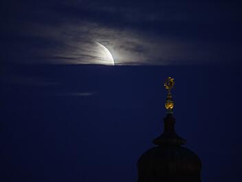 Partielle Mondfinsternis - Dresden