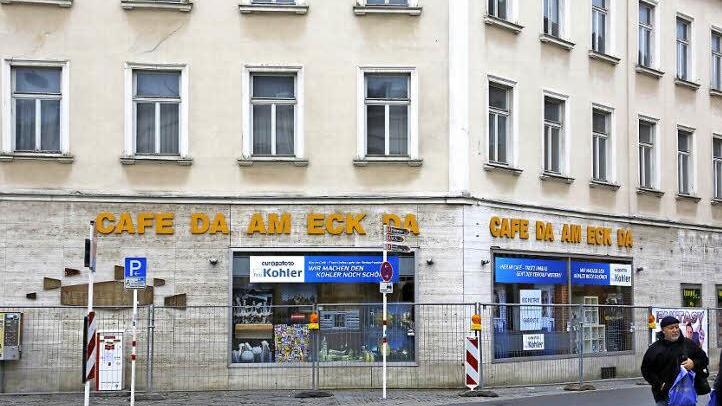Das ehemalige Metzner-Haus an der Promenade bildet die nordöstliche Spitze des Areals, auf dem die Sparkasse das Einzelhandelsprojekt "Quartier an der Stadtmauer" plant. Foto: Matthias Hoch