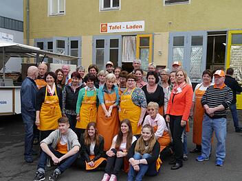 Mit den Asylbewerbern hat die Arbeit für das Team der Kissinger Tafel wieder zugenommen. Foto: Peter Rauch