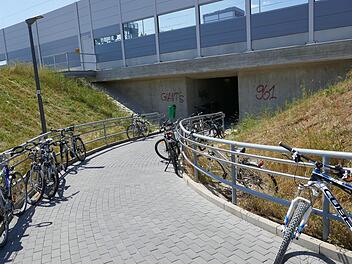 Rampe zur Unterführung in Breitengüßbach Fotos: Hans Kurz