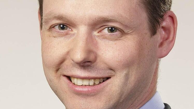 ""Ich will nicht anders rüberkommen, als man mich in meinem Wahlkreis kennt und erleben kann", sagt Thomas Silberhorn (CSU), der sein aktuelles Wahlplakat noch nicht veröffentlichen will.