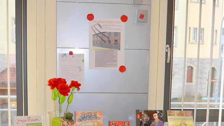 Unter "Aktuelles" wird derzeit auf den Fasching hingewiesen. So kann sich der Leser &uuml;ber das Schminken oder &uuml;ber die Gestaltung von B&uuml;ttenreden informieren. Foto: Arthur Stollberger