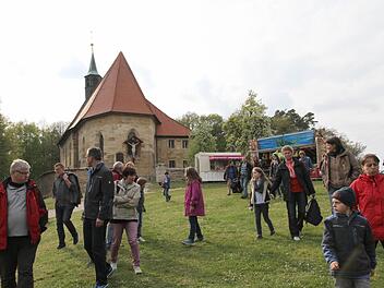 Nur wenige Besucher kamen zum Kreuzbergfest. Foto: Mathias Erlwein