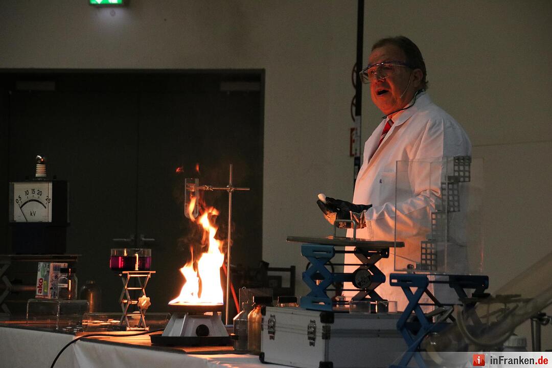 Vortrag Brände und Explosionen an der Uni Bayreuth