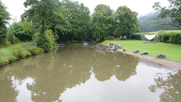 Impressionen vom Naturbadeweiher in Rugendorf  Foto: Dagmar Besand