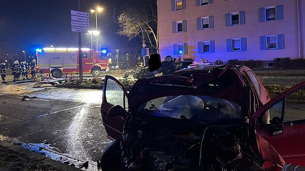 Feuerwehr Schweinfurt: Gaffer kamen nach tödlichem Unfall "extra angefahren"