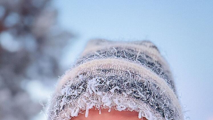 Hannah Emde sp&uuml;rt in Finnland die eisige K&auml;lte von minus 30 Grad Celsius.