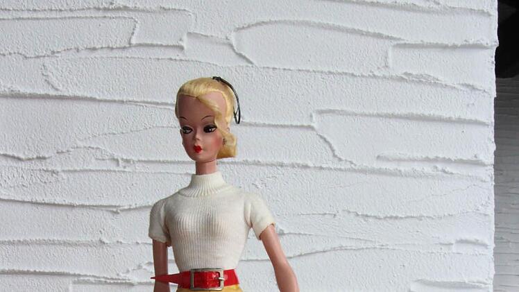 Als die Bild-Lilli Amerikanerin wurde, kam ihr großer Durchbruch - als Barbie. Die Puppe, die Generationen von Mädchen begeisterte, feiert heuer ihren 50. Geburtstag. Das Museum der Deutschen Spielzeugindustrie würdigt dies im Rahmen einer Sonderausstellung. Foto: Thomas Heuchling