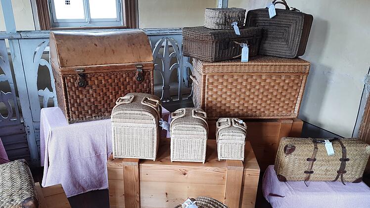 Die Sonderausstellung "Rumgekommen" zeigt historisches Reisegepäck und Korbwaren aus aller Welt.