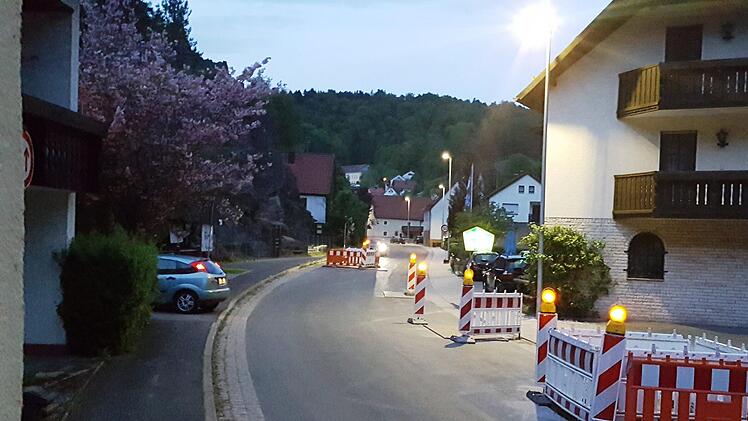 Die Trubachtalstraße in Obertrubach ist bis Juni eine Baustelle. Foto: Franz Galster