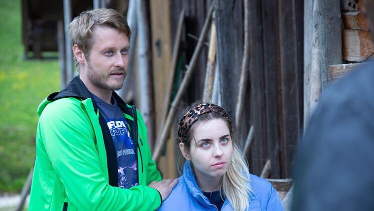 Bastian St&ouml;hr (Julian Brodacz) und Jana Badea (Bianca Radoslav) geraten schnell unter Verdacht.