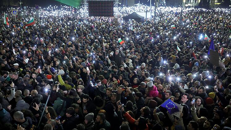 Demonstranten fordern den R&uuml;cktritt der bulgarischen Regierung