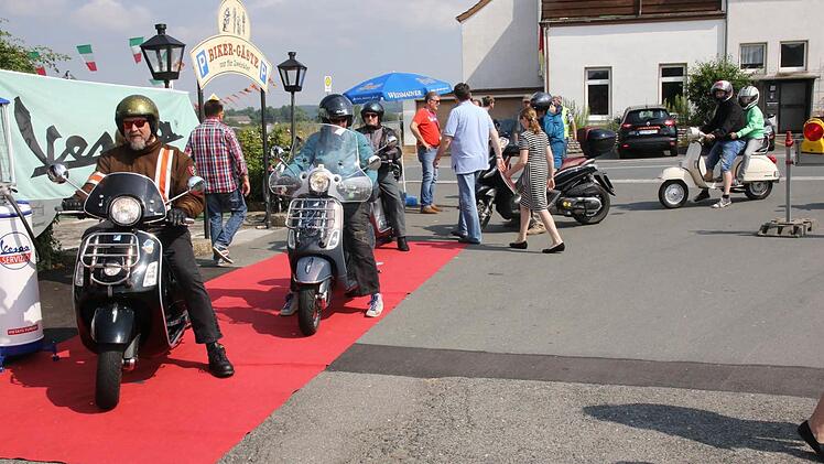 Vespa-Treffen im Itzgrund Foto: Michael Stelzner