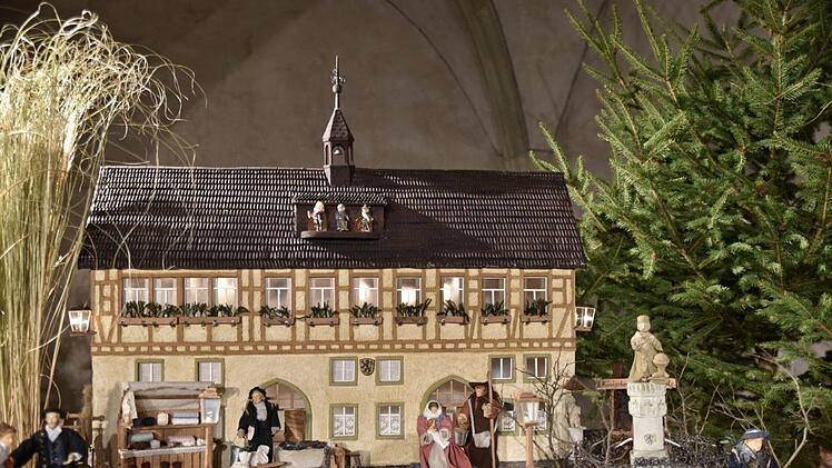In der Marienkirche konnten viele  Krippendarstellungen betrachtet werden.
