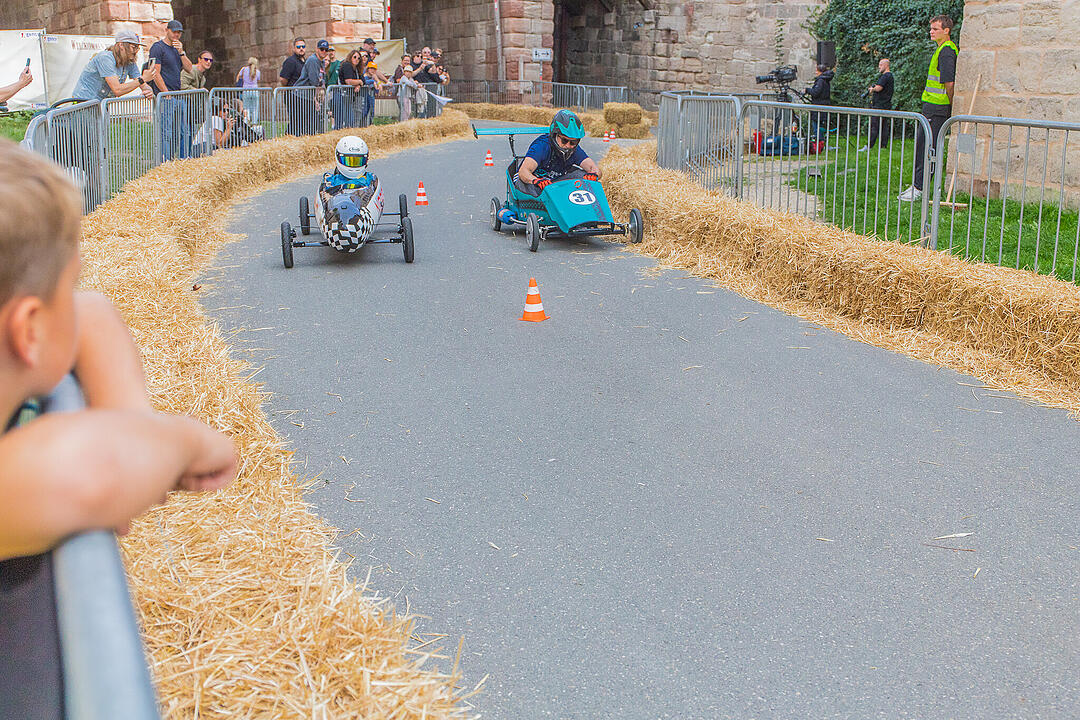 Im N&uuml;rnberger Burggraben vom Tierg&auml;rtnertor zum Hallertor.