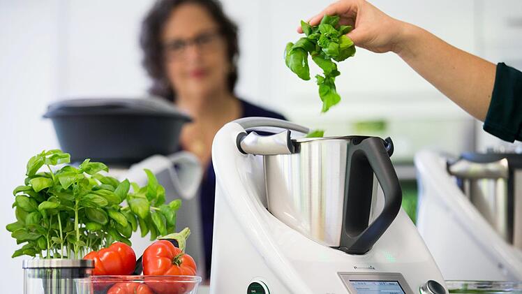 Aldi's Thermomix-Variante überzeugt vor allem mit einem: Dem Preis. Symbolfoto: Rolf Vennenbernd/dpa