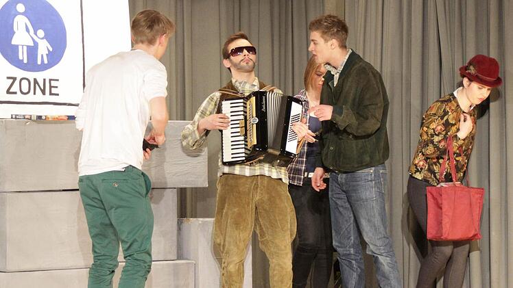 Bruno auf Sinnsuche, hier in einer Fußgängerzone