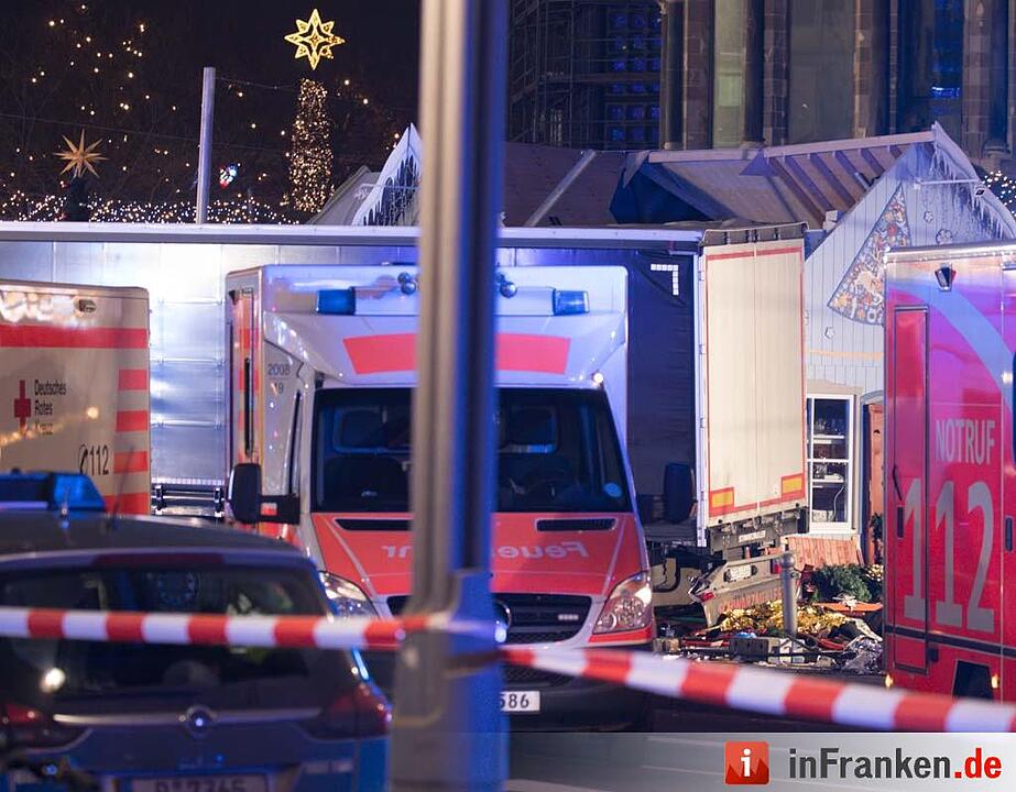 Möglicher Anschlag mit Lastwagen auf Weihnachtsmarkt
