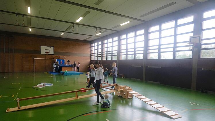 Die Thulbatalhalle stand im Blickpunkt auf der Bürgerversammlung.Gerd Schaar