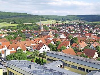 Die Photovoltaik-Anlage auf der Schule in Litzendorf, die schon seit zehn Jahren hervorragend läuft
