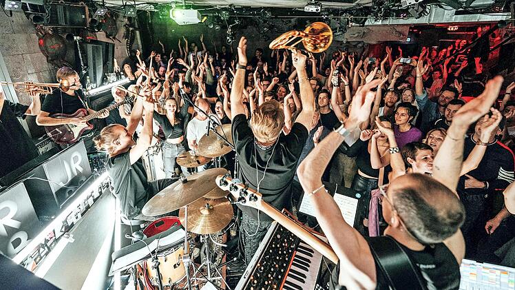 Die Jazzrausch Bigband gastiert am 22. Juni in der Alten Pakethalle in Coburg.