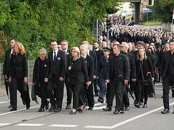 Trauerfeier für erschossenen Polizisten
