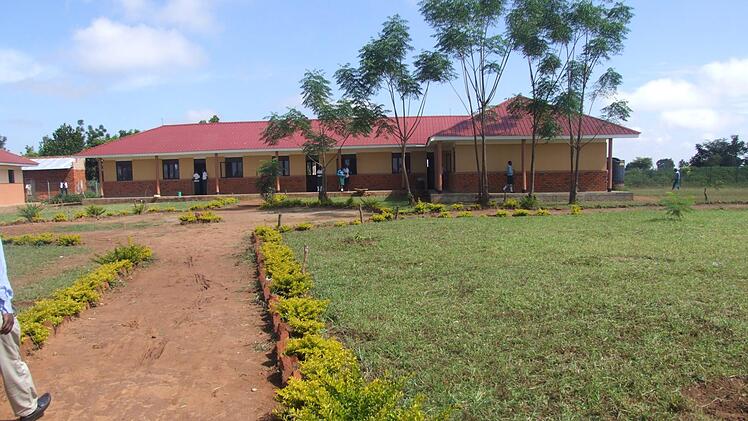 die Kob High School in Kakoro. Schraudt