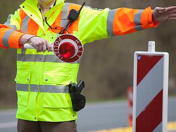 Die Erlanger Polizei erwischte am Mittwochmittag ein manipuliertes Elektrofahrrad. Durch die Veränderungen erreicht das Ras deutlich höhere Geschwindigkeiten als erlaubt. Symbolfoto:News5/Grundmann