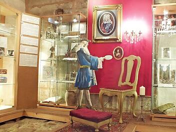 Die Sommerausstellung im Amtshausschüpfla gibt einen Überblick über 750 Jahre Frauenauracher Geschichte. Foto: Manfred Welker
