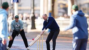 &bdquo;Cricket on the Mall&ldquo; von Earthshot