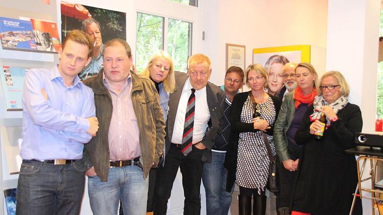 Dann gespannte Erwartung.