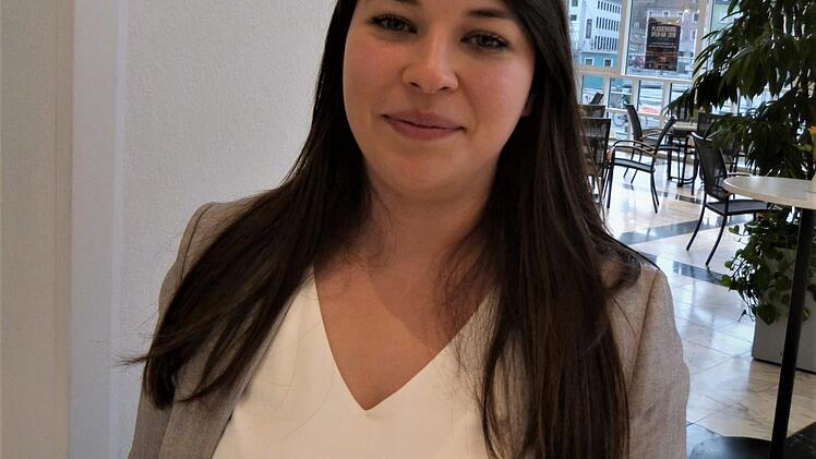 Meisterpreisträgerin Sophie Konrad (23) aus Ludwigschorgast: Sie begann ihre Ausbildung als Industriekauffrau bei dem Autozulieferer Novem in Grafendobach/Kulmbach und ist jetzt als geprüfte Fachkauffrau für Einkauf und Logistik im Hauptwerk in Vorbach/Pegnitz tätig.Werner Reißaus