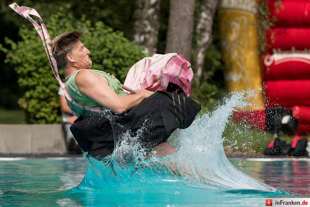 Dirndl-Flug Weltmeisterschaft