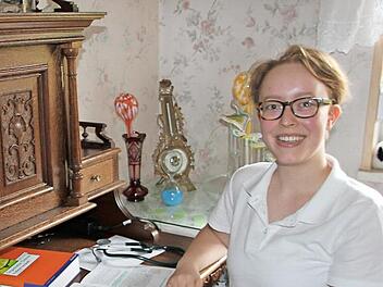 Die angehende Medizinerin Sophia Schirmer mag ihre Unistadt München. Doch ihr Herz hängt an ihrer Heimat Pressig. Deshalb hat sie beschlossen, später im Landkreis zu praktizieren.  Foto: Veronika Schadeck