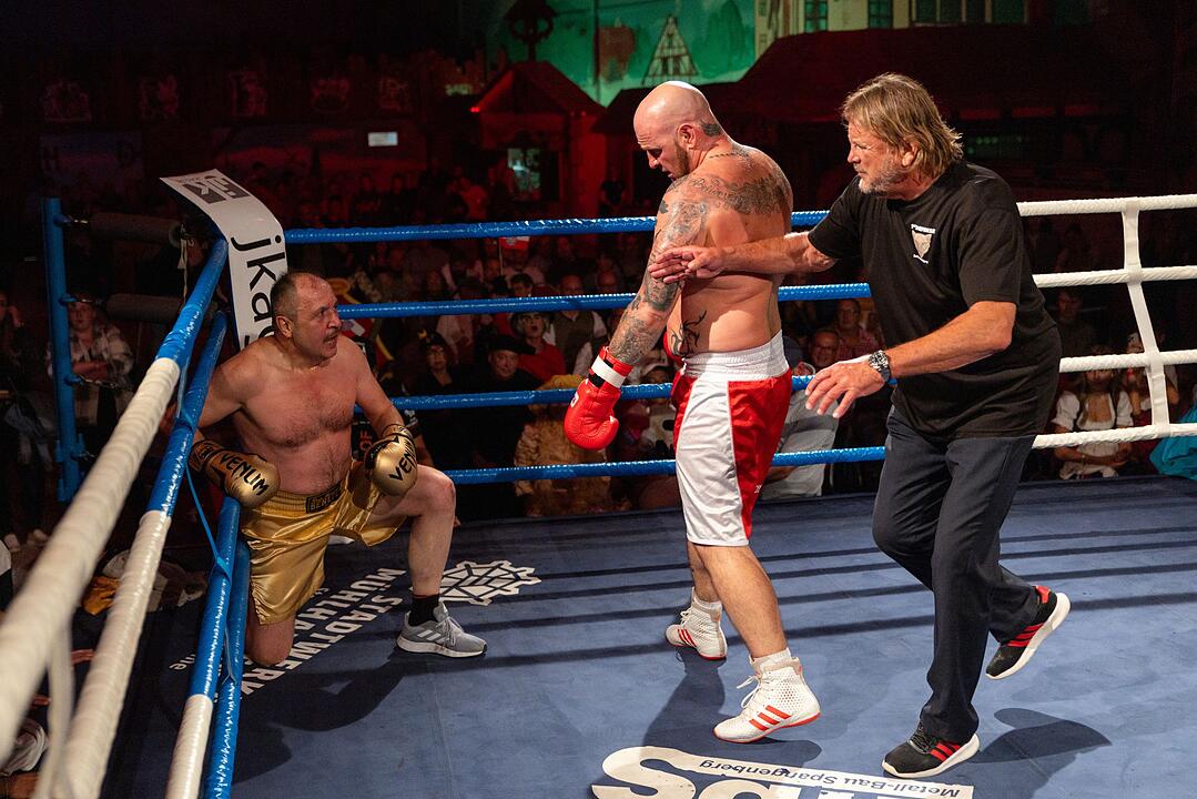 Boxkampf im Bratwurststreit