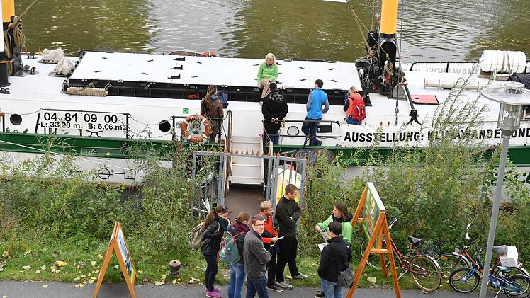 Die "Beluga II " in Bamberg. Foto: Ronald Rinklef