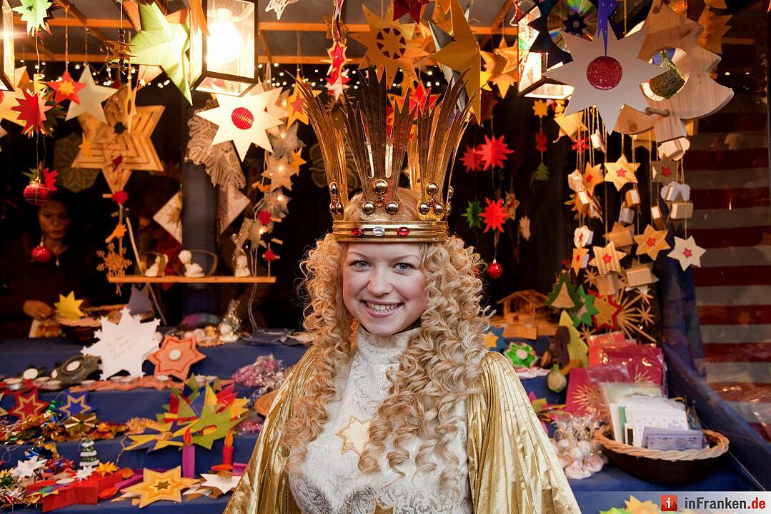 Christkind besucht seinen Markt