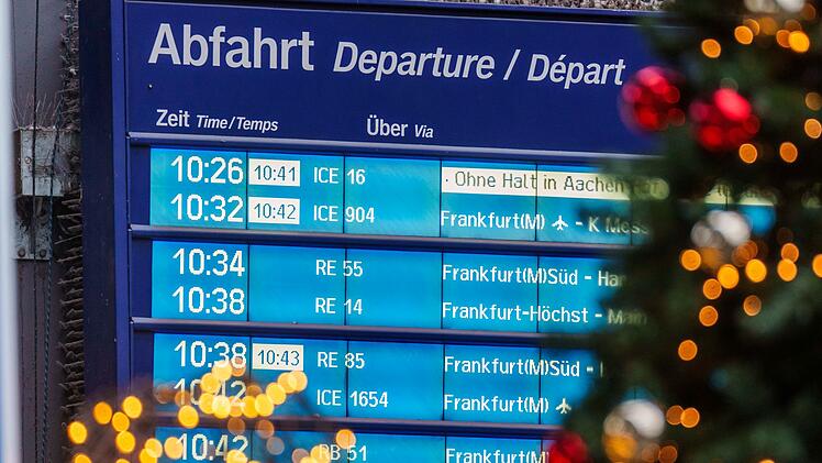 Weihnachtsreiseverkehr bei der Deutschen Bahn