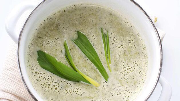 baerlauch-petersilien-suppe.jpg