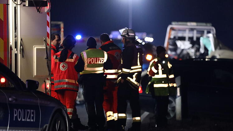 T&ouml;dlicher Unfall bei Pleinfeld am Sonntagnachmittag