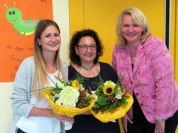Die Erzieherin Eva Spörlein, die Kinderpflegerin Nicole Bahar und Bürgermeisterin Kathrin Heimann (von links) Foto: Dagmar Niemann
