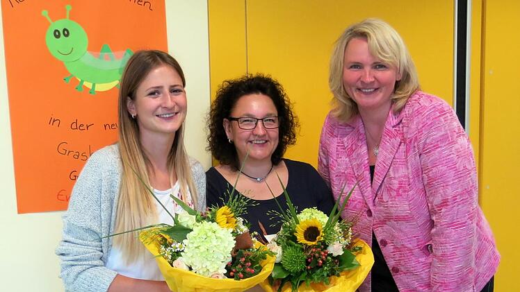 Die Erzieherin Eva Spörlein, die Kinderpflegerin Nicole Bahar und Bürgermeisterin Kathrin Heimann (von links) Foto: Dagmar Niemann