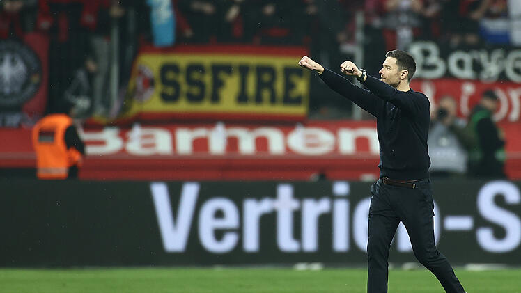 Leverkusen überrollt München: Trainer-Aussage von Bayern-Boss macht hellhörig