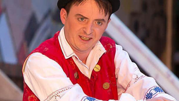 Impressionen vom "Zigeunerbaron" auf der Waldbühne Heldritt: Johannes Eitzeroth als Ottokar.Foto: Albert Höchstädter