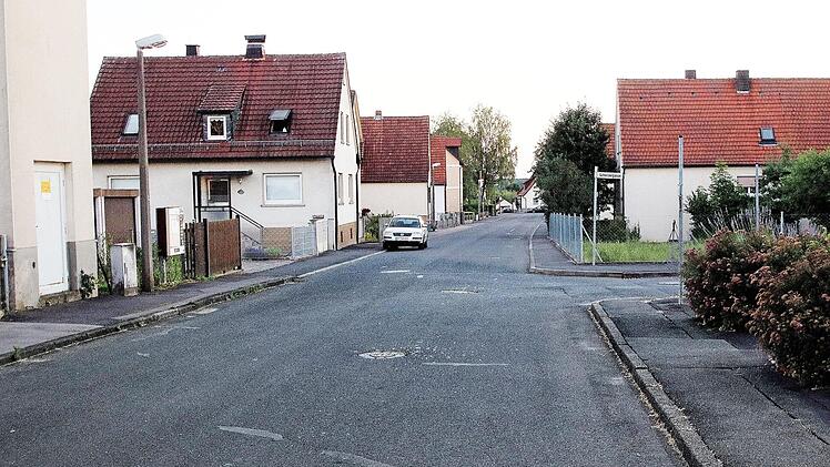 Die Brunnenstraße muss dringend erneuert werden.  Foto: Dieter Britz
