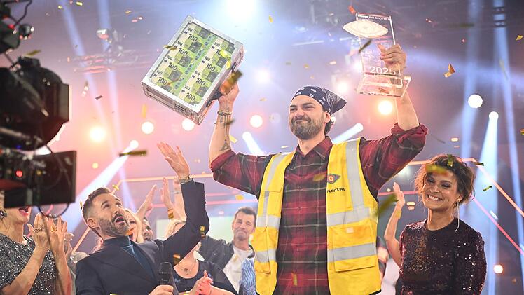 Damit hätte am Anfang wohl niemand gerechnet: Jimi Blue Ochsenknecht holte sich den Sieg bei "Promi Big Brother" 2025.