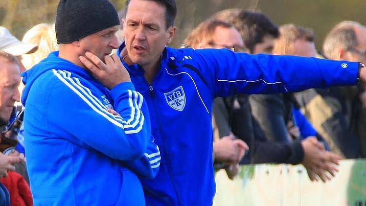 Der bisherige Co-Trainer Klaus Eichhorn (links) wird Nachfolger von Werner Thomas als Trainer des Bezirksligisten VfB Kulmbach. Foto: Archiv