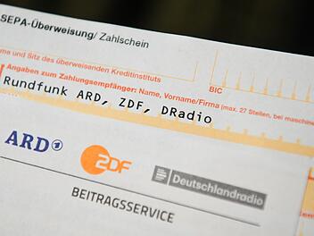 ARD und ZDF wollen höhere Beiträge einklagen - Söder stocksauer